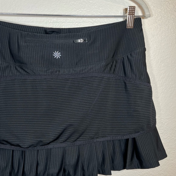 Athleta Women’s Good Match Skort Black Pleated Pocket Skirt Shorts M Tennis Logo - Picture 4 of 15